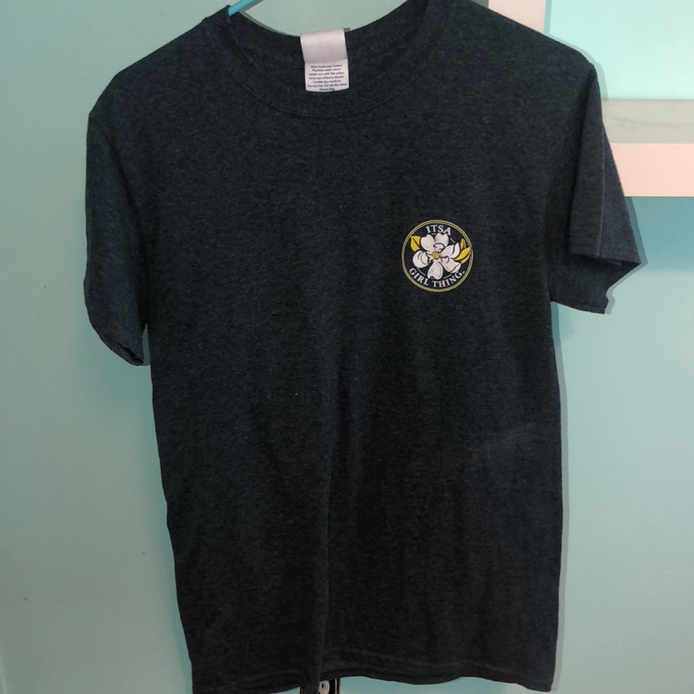 It’s a girls thing grey shirt